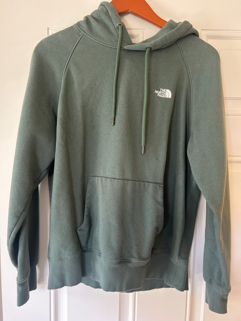 The North Face women’s Hooded Pullover - Sage Green